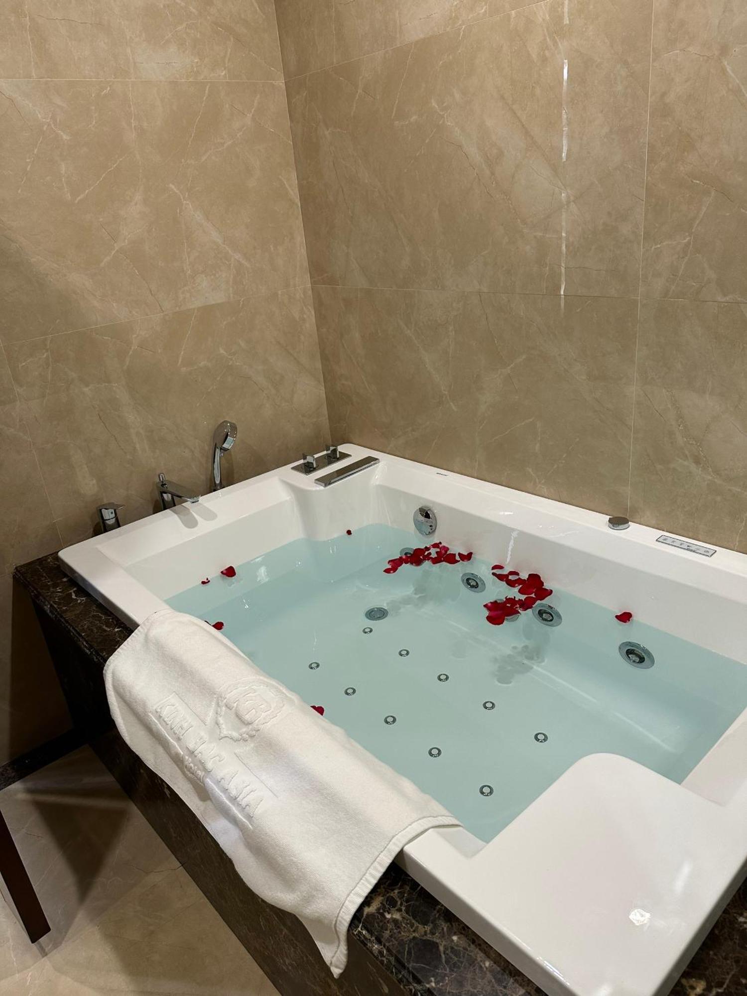 Kinh Bac Palace Hotel Bắc Ninh Zewnętrze zdjęcie